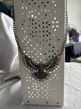 Brushed Silver Jewelled Bird with/ Open Wings Costume Jewelry Necklace [GUC]